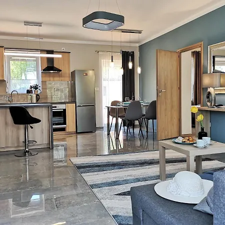 Otium Wellness Apartmanhaz Balatonakarattya