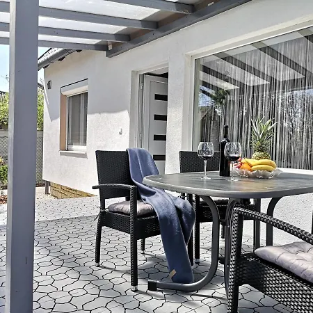 Vakantiehuis Otium Wellness Apartmanhaz