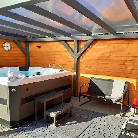 Vakantiehuis Otium Wellness Apartmanhaz *