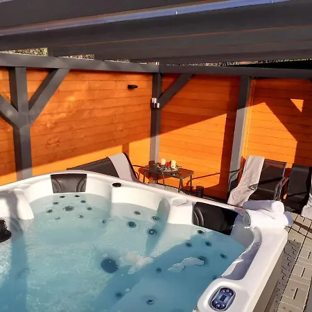 Otium Wellness Apartmanhaz * Balatonakarattya