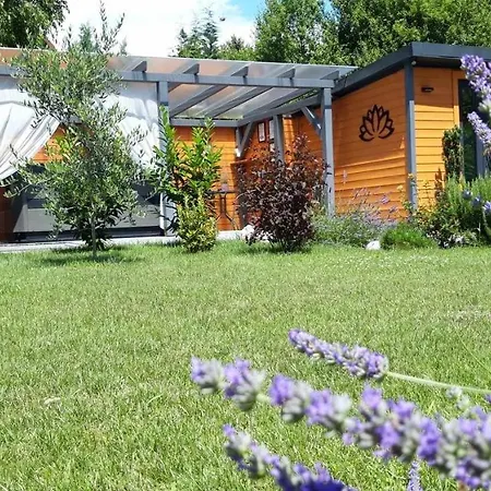 Otium Wellness Apartmanhaz Holiday home Balatonakarattya