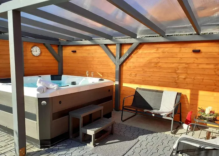 בית נופש Otium Wellness Apartmanhaz *